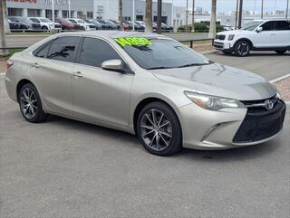 2017 Toyota Camry XSE — photo 1 of 13