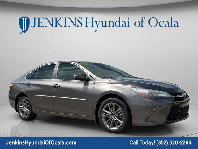 2017 Toyota Camry SE