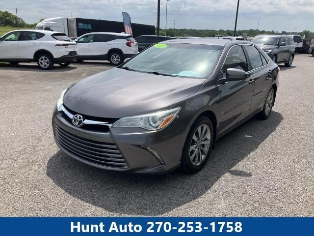 2016 Toyota Camry XLE