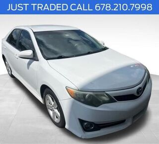 2014 Toyota Camry SE