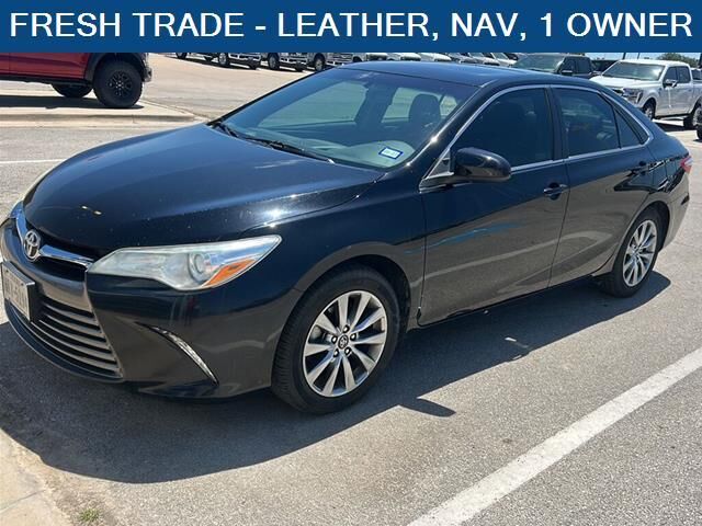 2016 Toyota Camry XLE