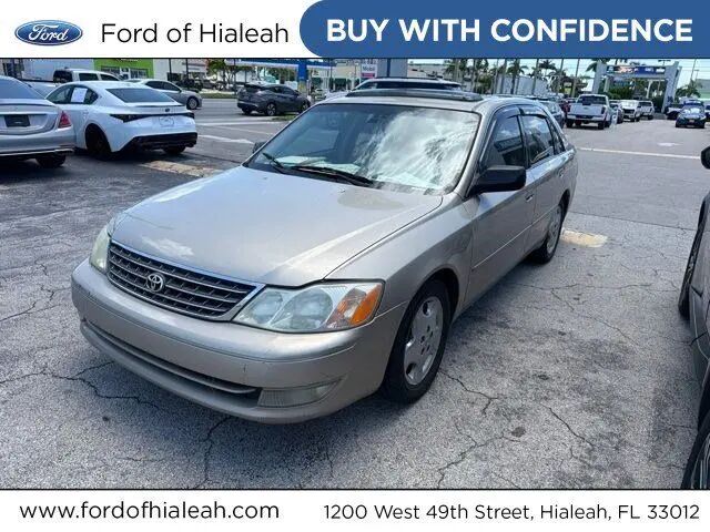 2004 Toyota Avalon XL