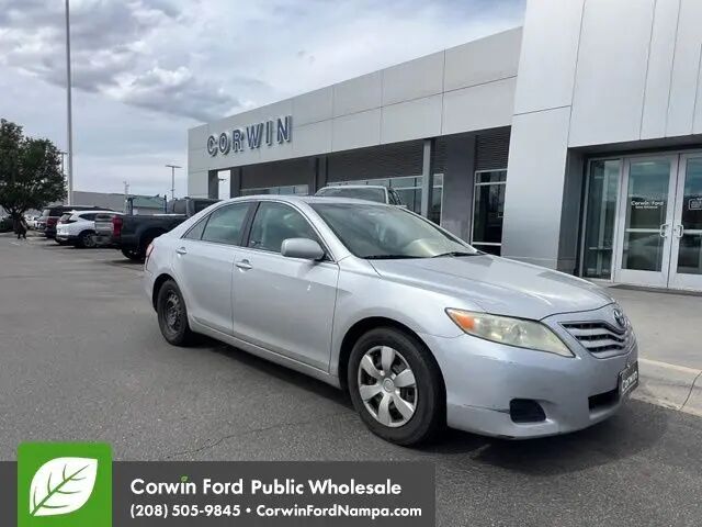 2010 Toyota Camry LE