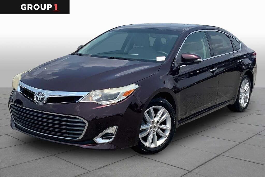 2013 Toyota Avalon XLE — photo 1 of 1