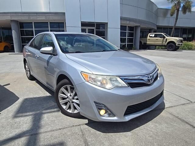 2012 Toyota Camry SE V6