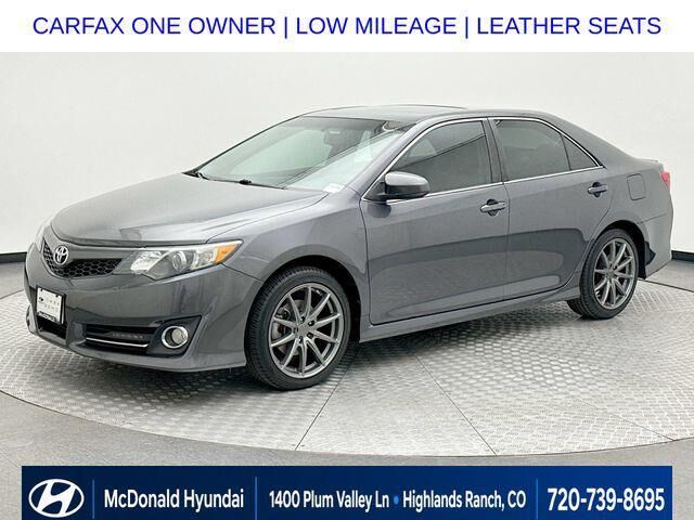 2013 Toyota Camry SE V6 — photo 1 of 13