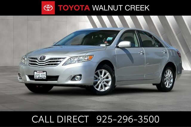 2011 Toyota Camry XLE V6