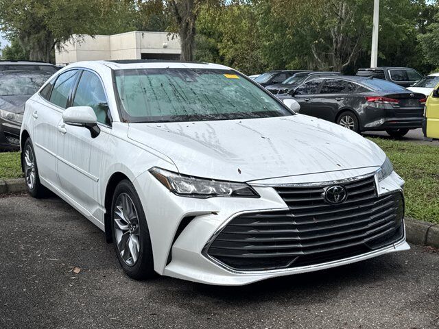 2019 Toyota Avalon XLE