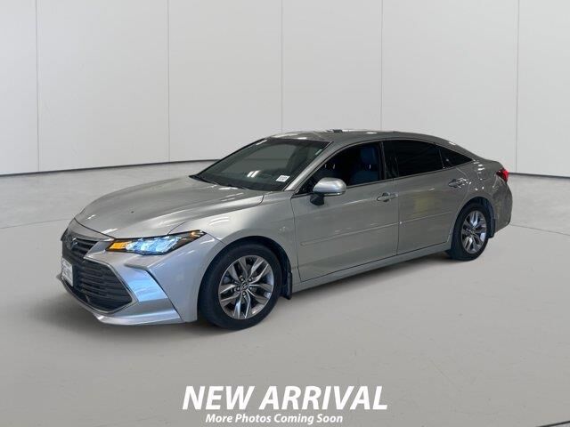 2019 Toyota Avalon XLE