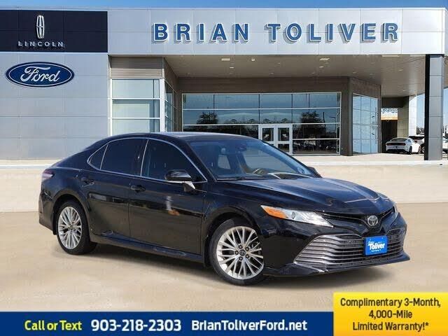 2018 Toyota Camry XSE V6 — photo 1 of 1
