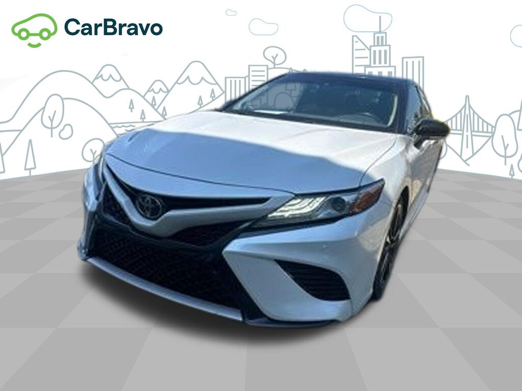 2018 Toyota Camry XSE V6 — photo 1 of 2