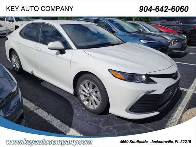2021 Toyota Camry LE