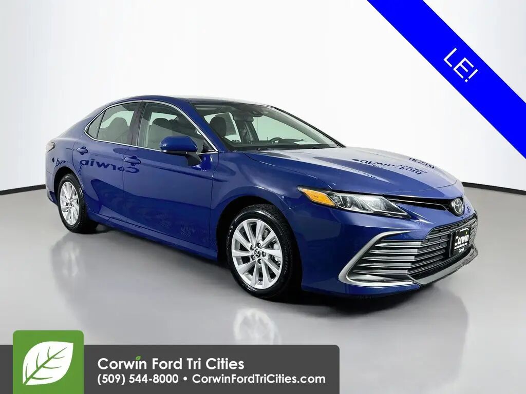 2023 Toyota Camry LE — photo 1 of 13