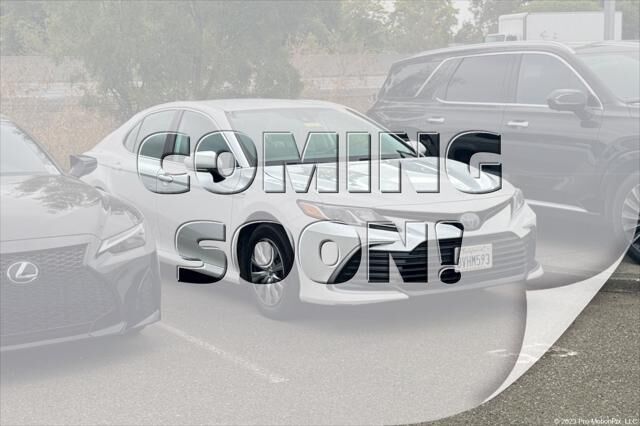2021 Toyota Camry Hybrid LE