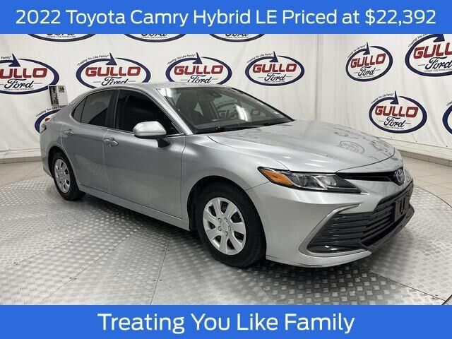 2022 Toyota Camry Hybrid LE