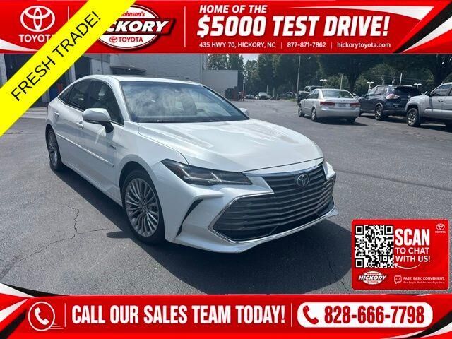 2021 Toyota Avalon Hybrid Limited