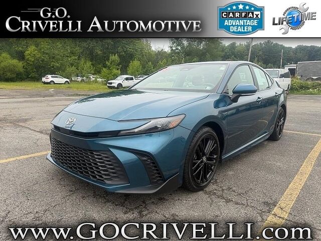 2025 Toyota Camry LE (Natl)