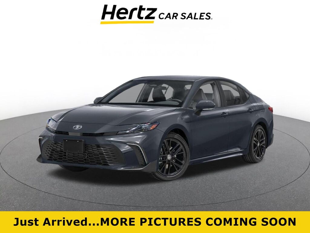 2026 Toyota Camry SE — photo 1 of 2