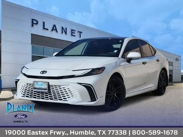 2026 Toyota Camry SE