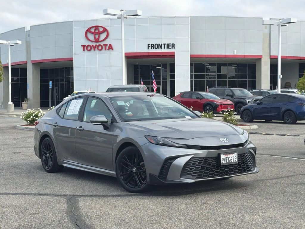 2026 Toyota Camry SE