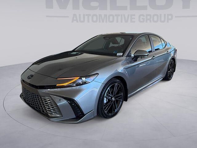 2026 Toyota Camry SE — photo 1 of 1