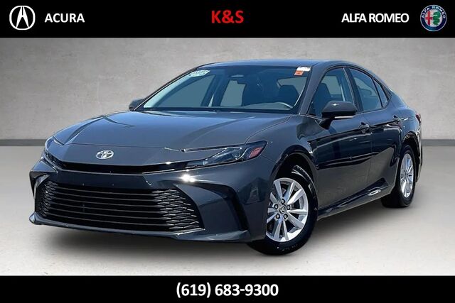 2025 Toyota Camry LE
