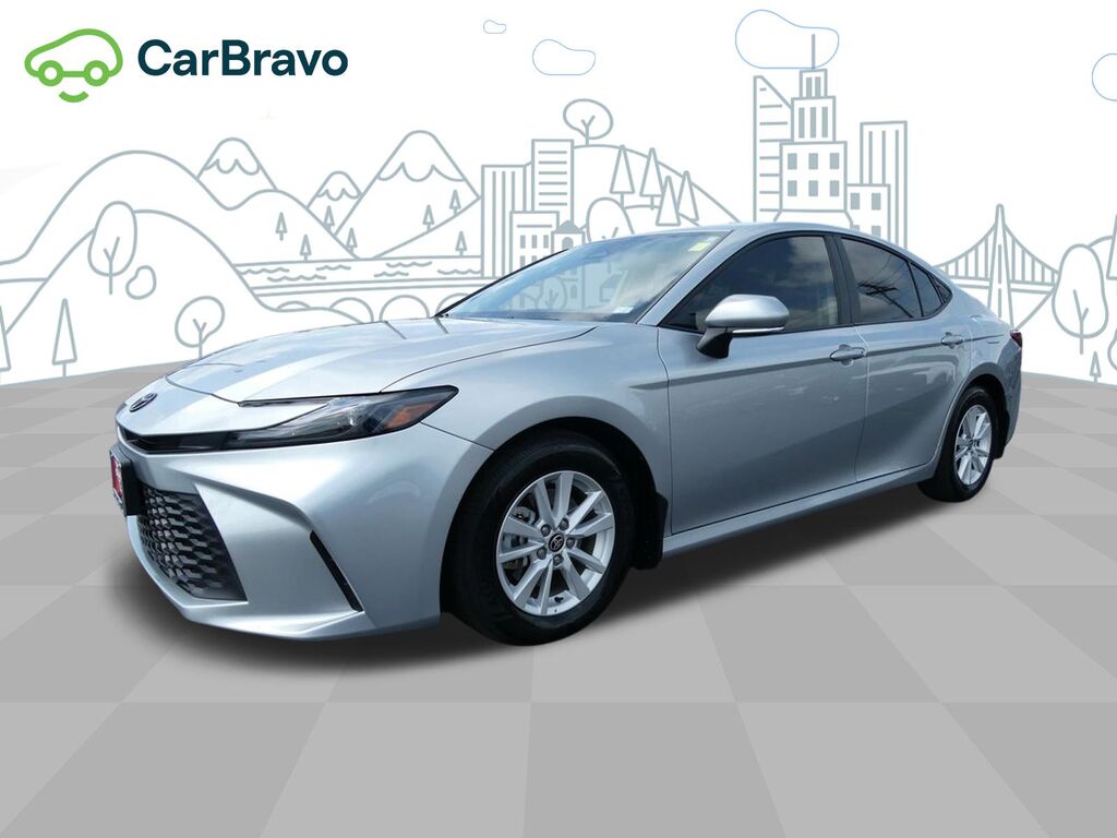 2025 Toyota Camry LE — photo 1 of 6
