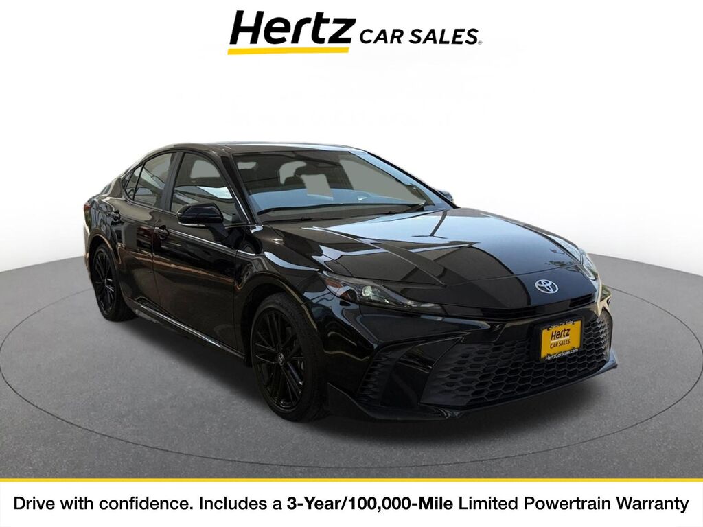 2026 Toyota Camry SE — photo 1 of 11