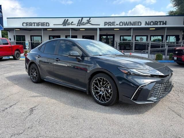 2025 Toyota Camry XSE — photo 1 of 13