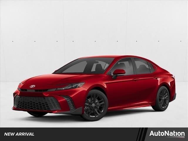 2025 Toyota Camry SE — photo 1 of 13