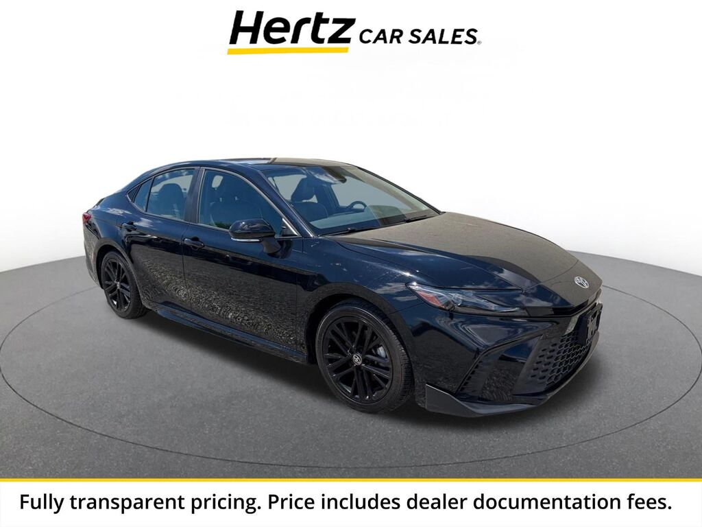 2025 Toyota Camry LE — photo 1 of 1
