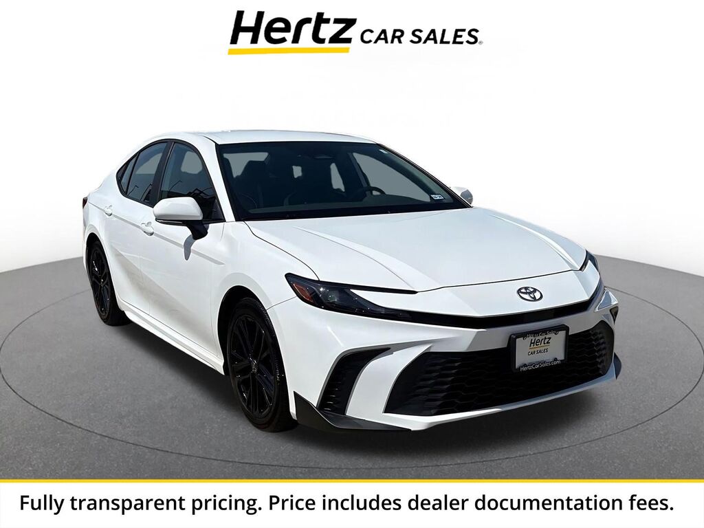 2026 Toyota Camry LE — photo 1 of 1