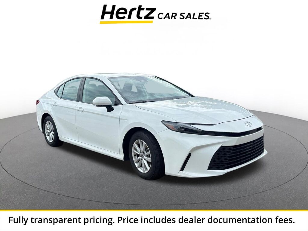 2025 Toyota Camry LE — photo 1 of 1