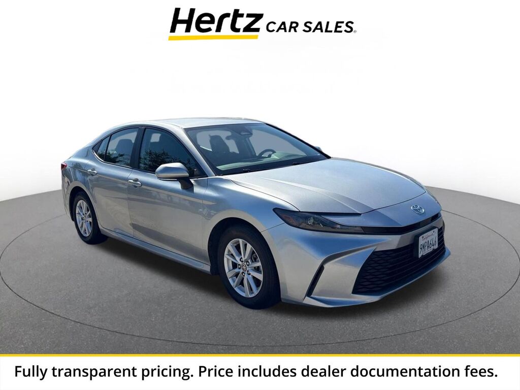 2025 Toyota Camry LE — photo 1 of 11