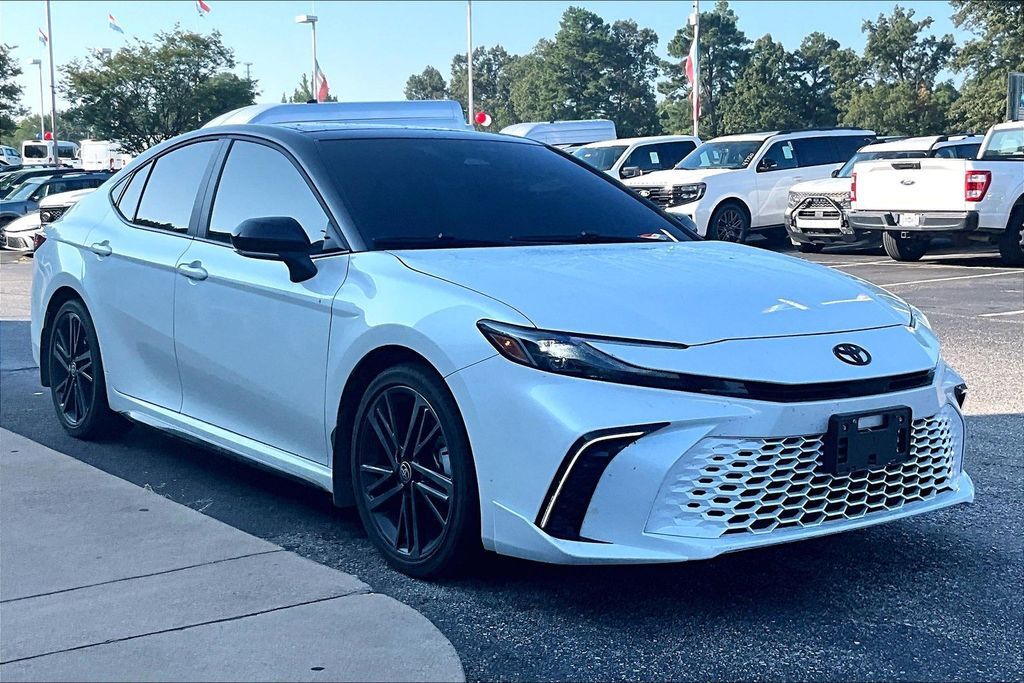 2025 Toyota Camry XSE — photo 1 of 7