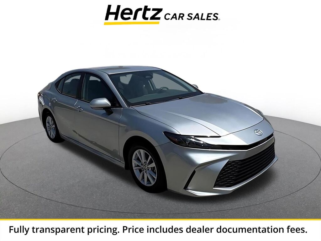 2025 Toyota Camry LE — photo 1 of 11