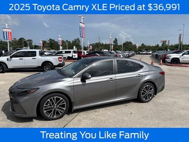 2025 Toyota Camry XLE