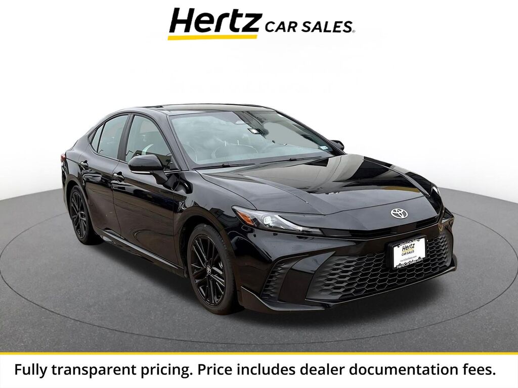 2026 Toyota Camry LE — photo 1 of 1