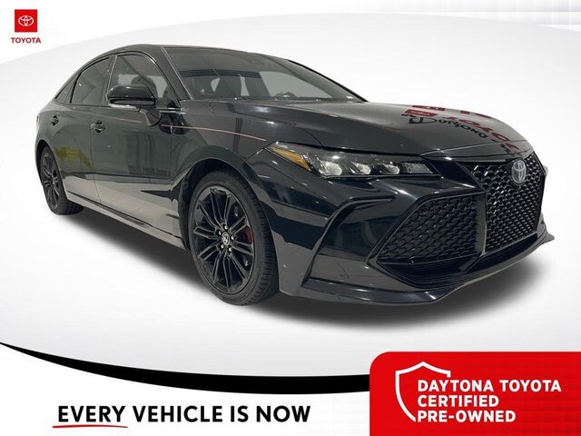 2022 Toyota Avalon Hybrid XSE Nightshade