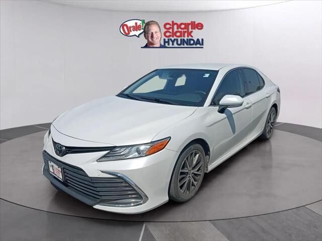 2022 Toyota Camry XLE