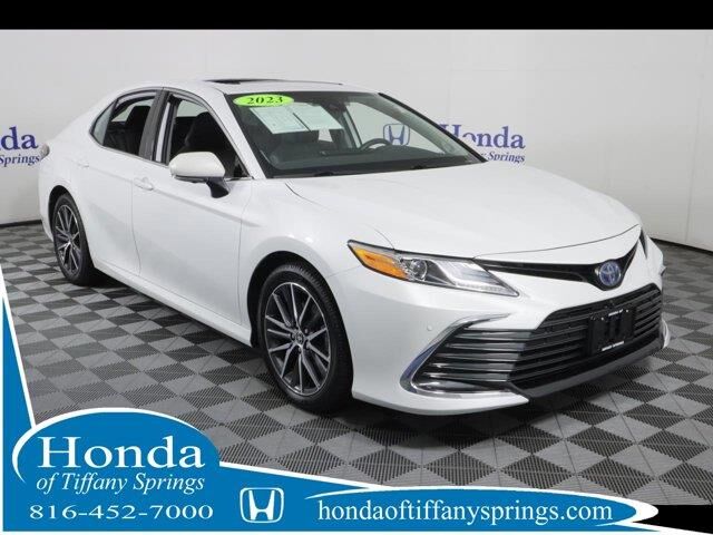 2023 Toyota Camry Hybrid XLE