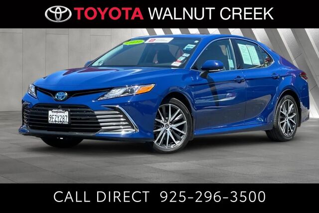2023 Toyota Camry Hybrid XLE