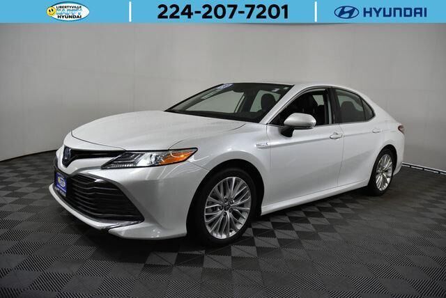 2020 Toyota Camry Hybrid XLE