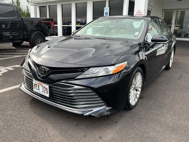 2020 Toyota Camry XLE V6