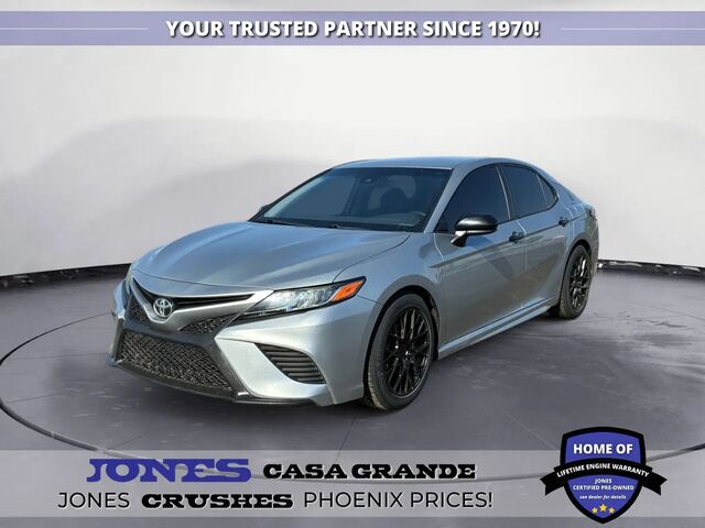 2020 Toyota Camry SE