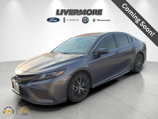 2021 Toyota Camry SE