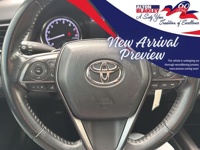 2023 Toyota Camry SE