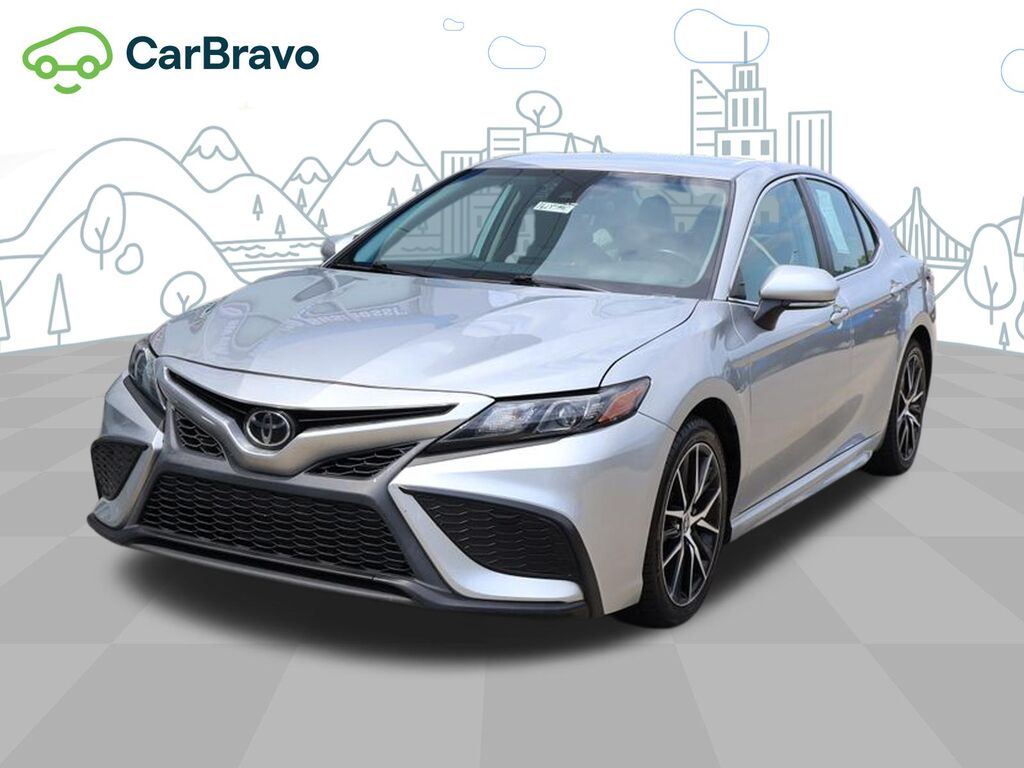 2022 Toyota Camry SE — photo 1 of 7
