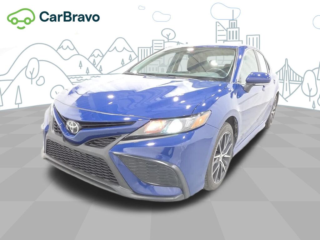 2024 Toyota Camry SE — photo 1 of 7