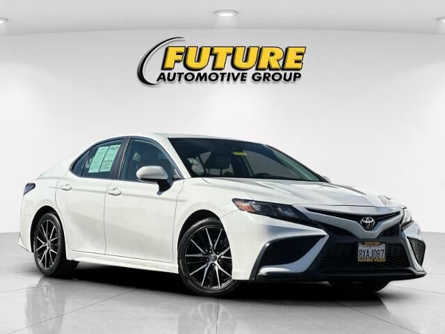 2021 Toyota Camry SE